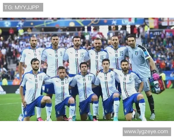 足球队5号球星是谁 盘点各大足球队的5号球员及其精彩表现